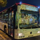 Imagen de un autobús urbano durante la pasada Feria de Almería.