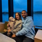 Luis Suárez con su mujer Carolina Rubia y el pequeño Charly.