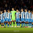 Guardando un minuto de silencio en Riazor.