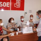 Procediendo a votar en la mesa 2º.