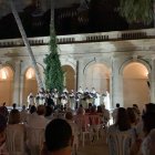 Momento de la actuación de la Escolanía del Valle de los Caídos en el claustro de la Catedral. Imágenes cedidas por María del Mar Marín.