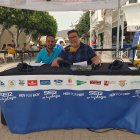 Raúl Ortiz, responsable de @guiadelcabodegata, junto a Alfredo Casas en La SER