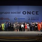 Foto de familia tras la celebración de la gala.