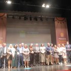 Foto de familia de los galardonados, organizadores e instituciones al final de la gala de los VII Premios Filabres Alhamilla.