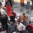 Indalecio Gutiérrez, de rojo, y Sánchez Teruel, con jersey marrón, con delegados almerienses.