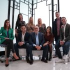 El Doctor Alberto Fernández Sánchez y su equipo.