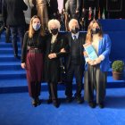 Jose Luis Martínez, junto a su mujer y sus dos hijas.