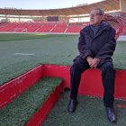 Observando el Estadio de los Juegos Mediterráneos.