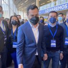 Ramón Fernández-Pacheco, Carmen Crespo, Juanma Moreno, Javier A. García y Elías Bendodo.