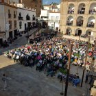 Jesús Calleja y el pueblo Laujar de Andarax durante la grabación del final de programa.
