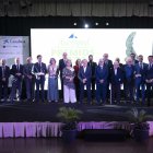Foto de familia de los premiados.