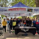 Jóvenes estudiantes de la localidad no se quisieron perder el Hoy por Hoy Levante de la Cadena SER en directo.