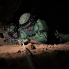 Equipo de desactivación, en el interior de la mina