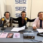 El alcalde de Ugíjar, Federico López, durante la entrevista con Fran García y Alfredo Casas.