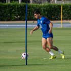 Robertone ya toca balón con el nuevo Almería.