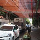 Uno de los dos grandes toldos que cubren los ambigús que estarán ubicados en pleno Paseo de Almería.