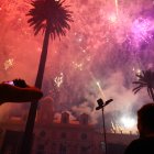 Fuegos artificiales en la Plaza Vieja.