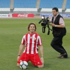 David Bisbal siempre atento a la llamada del Almería.