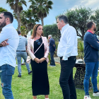 Los representantes de las distintas empresas invitadas charlaban y establecían nuevos contactos en Golf Almerimar.