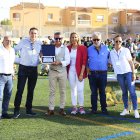 Los representantes de la Agrupación Deportiva y el Ayuntamiento.