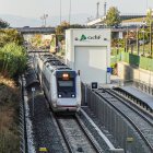 Imagen de José Velasco de un tren Media Distancia junto al cambiador de ancho en Granada.