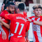 Nico Melamed se abraza a sus compañeros para volver a brillar.