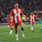 Locura total con el 2-1 de Gonzalo Melero camino del descuento. El centrocampista entró tras el descanso por Gui.