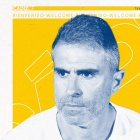 El exentrenador del Almería firma hasta 2026.