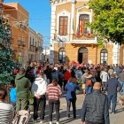 Doscientas personas se han concentrado en la plaza del Ayuntamiento de Pechina.