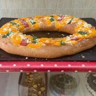 Roscón de Reyes XL sin relleno de la pastelería La Gracia de Dios.