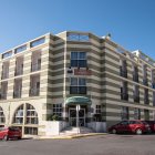 El Hotel Andarax de Aguadulce acogerá a más de un centenar de migrantes procedentes de Canarias. Foto: elehoteles.com