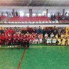 La foto de familia de todos los participantes en el Pabellón de Balerma.