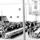 La terraza del Tiro Nacional en un desayuno que el Frente de Juventudes ofreció a los escolares el primero de abril de 1953. Foto Vizcaíno.