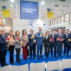 Autoridades políticas de Almería, con la eurodiputada Carmen Crespo y el consejero Ramón Fernández-Pacheco, en Fruit Logística.