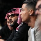 Turki Al-Sheikh y Cristiano Ronaldo en uno de los eventos de boxeo en Arabia Saudí.