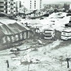 La riada de abril de 1970 se llevó por delante el humilde teatro Las Vegas que estaba instalado en el badén de la Rambla frente al Barrio Alto.