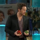 El actor Chris Pratt, en pimientos de Almería en el programa 'La Revuelta'.