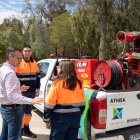 Antonio Urdiales junto al equipo de trabajo contra los mosquitos