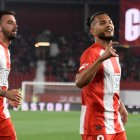 Luis Suárez, que ya lleva 23 goles, es de lo poco salvable de un Almería que se diluyó en el tramo final.