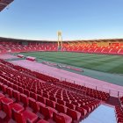 El Estadio Mediterráneo con media iluminación este lunes. No se celebrará el partido en el día y la hora prevista.