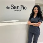 La doctora Ana López Martínez, especialista en salud capilar en la Clínica de San Pío.