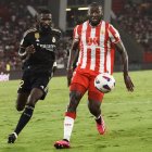 Ibrahima Koné y Antonio Rüdiger en el partido contra el Real Madrid la temporada pasada en Primera División.