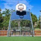 Nuevo equipamiento deportivo instalado en un parque de la capital