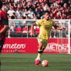 Marc Pubill en la primera mitad del choque en Anduva, que se saldó con un positivo empate a cero contra el Mirandés.