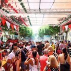 Imagen de archivo de los ambigús del mediodía en el Paseo de Almería