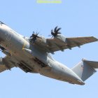El A400M de la Luftwaffe despegando del Aeropuerto de Almería este miércoles.