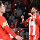 Leo Baptistao y Sergio Arribas lamentando una ocasión en el partido Almería-Real Oviedo de la fase regular del campeonato.