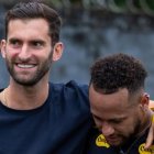 Leo Baptistao y Neymar JR son grandes amigos y volvieron a reencontrarse en Santos (Brasil).