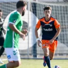 Dzocic refuerza el centro del campo del Almería.