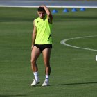 Robertone ha vuelto al trabajo con el Almería pendiente de su futuro.